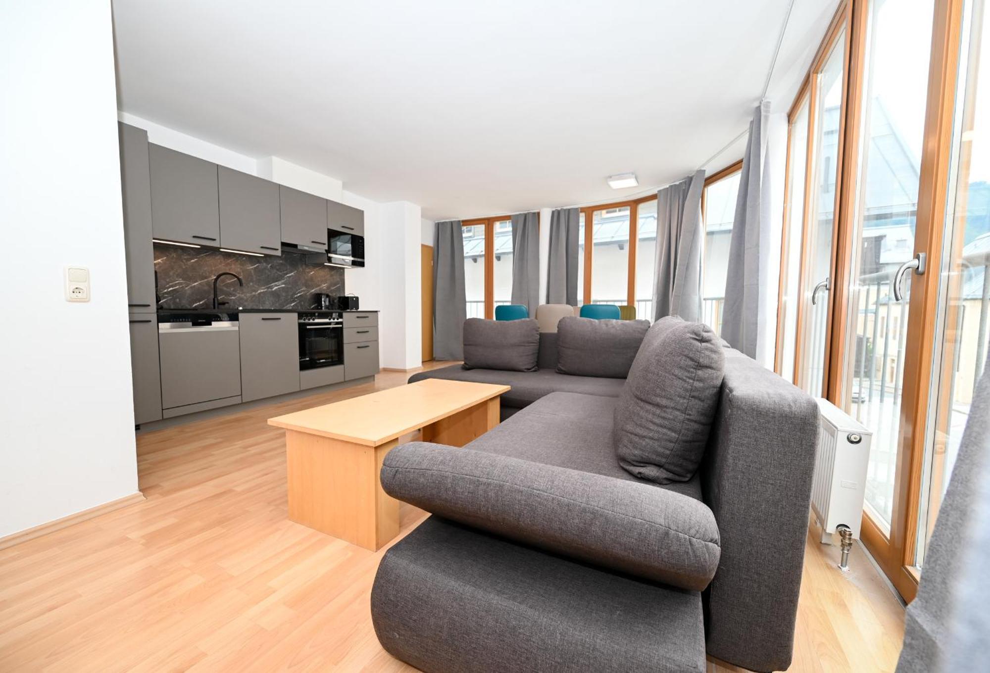 Appartementhaus Zell City By All In One Apartments ツェル アム ゼー エクステリア 写真