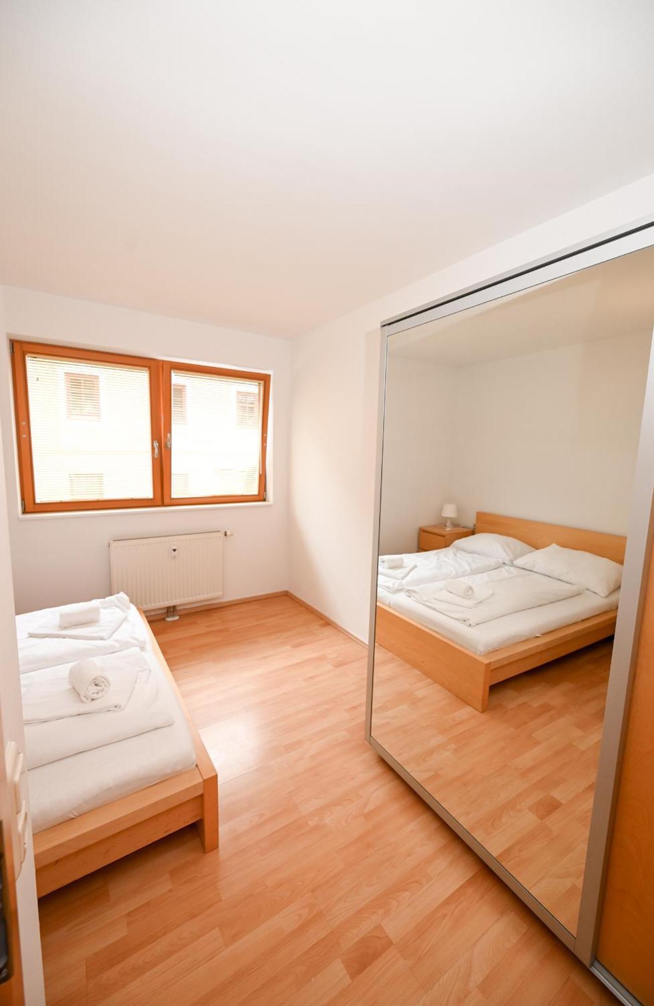 Appartementhaus Zell City By All In One Apartments ツェル アム ゼー エクステリア 写真