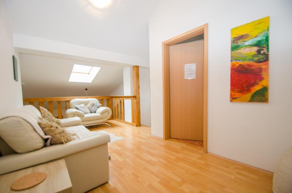 Appartementhaus Zell City By All In One Apartments ツェル アム ゼー エクステリア 写真
