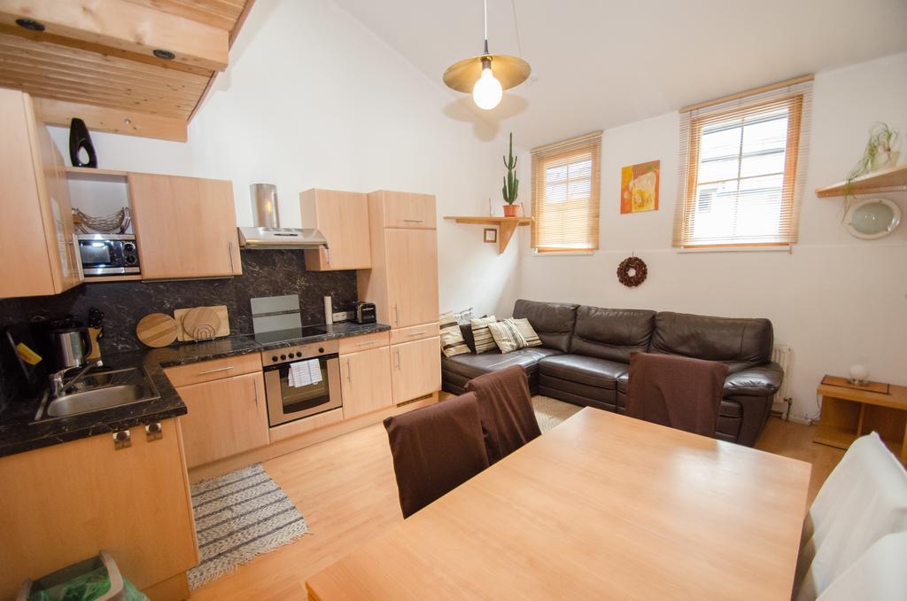 Appartementhaus Zell City By All In One Apartments ツェル アム ゼー エクステリア 写真