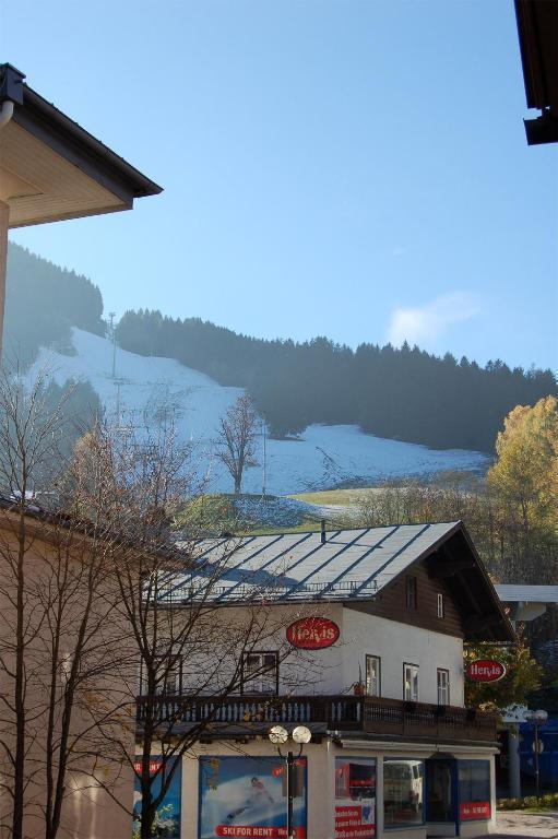 Appartementhaus Zell City By All In One Apartments ツェル アム ゼー エクステリア 写真
